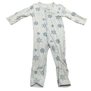 Kyte baby 3-6 months snowflakes